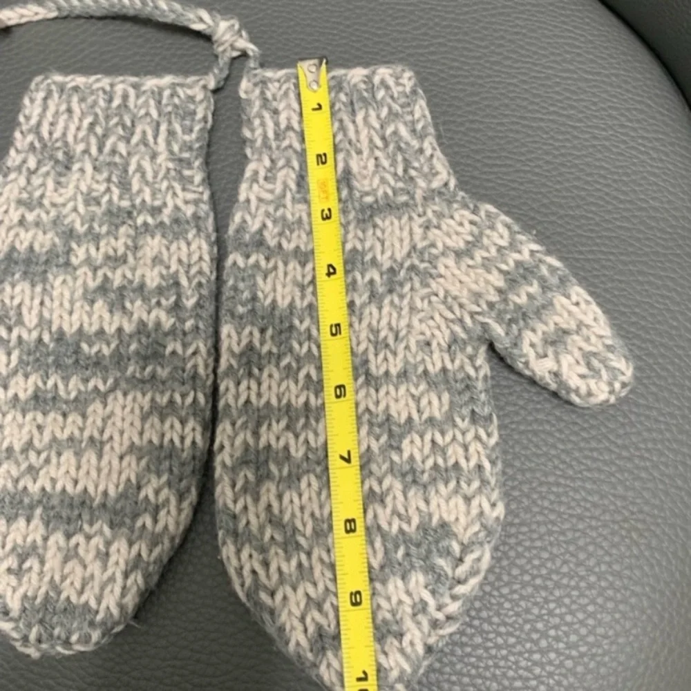 90s Vintage Wool Mittens EUC